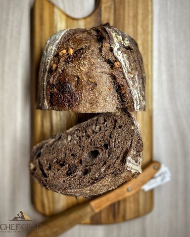 Sourdough Cacau, Chocolate Nobre Meio Amargo e ao Leite com Castanhas do Pará 730g